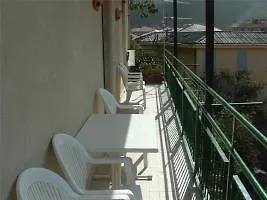 Villaggio Verticale 12 * La Spezia